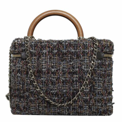 シャネル/CHANEL B13B 箱 イヤホンジャック マメ有 シャネル/CHANEL B13B 箱 イヤホンジャック マメ有 - メルカリ