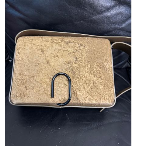 Large Product Preview Image 3