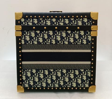 Large Product Preview Image 3