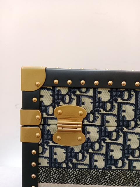 Large Product Preview Image 13