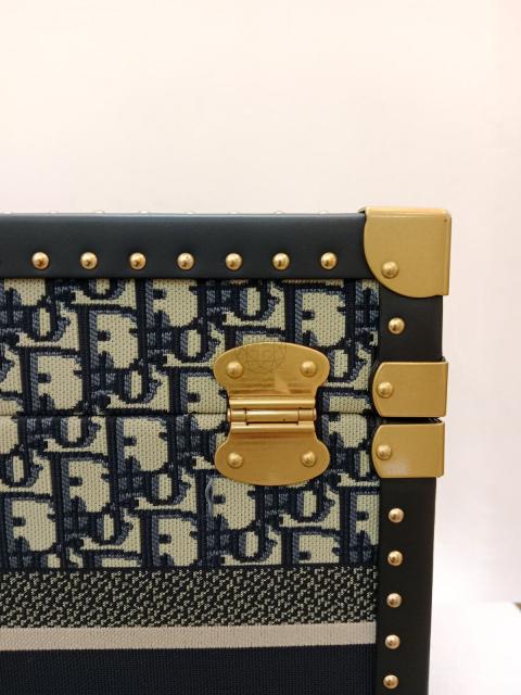 Large Product Preview Image 14