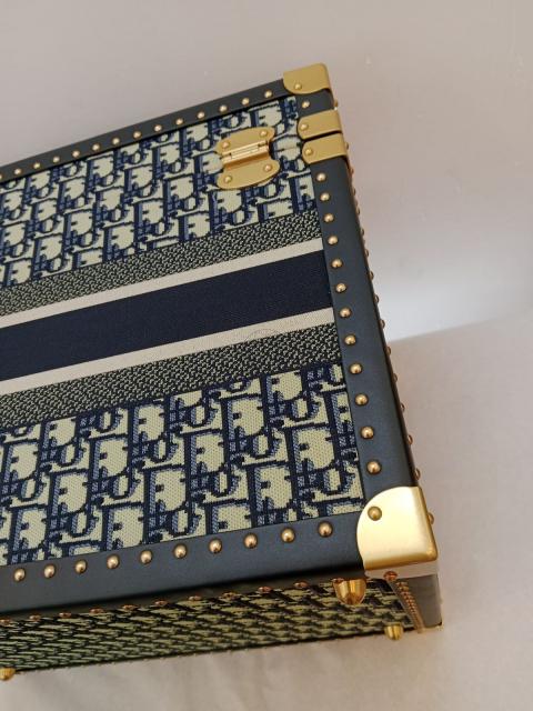 Large Product Preview Image 9
