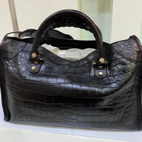 Large Product Preview Image 2