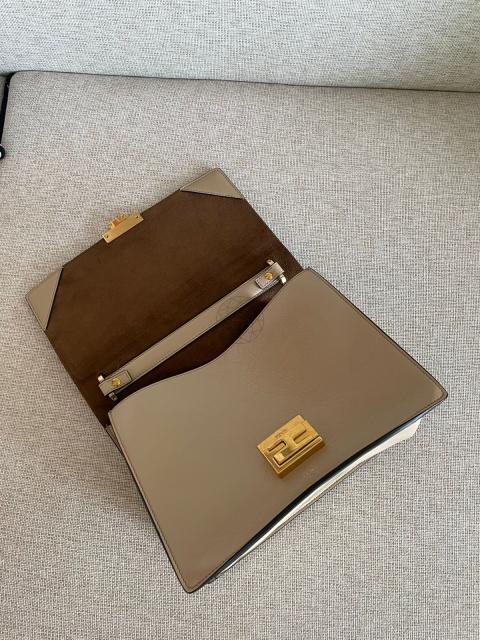 Large Product Preview Image 18
