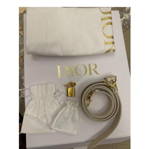 Large Product Preview Image 11