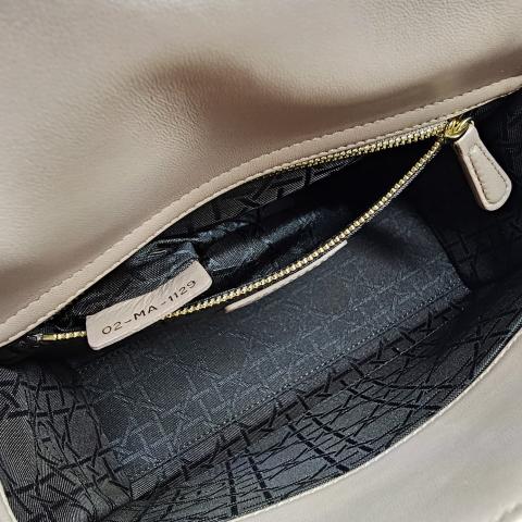 Large Product Preview Image 18