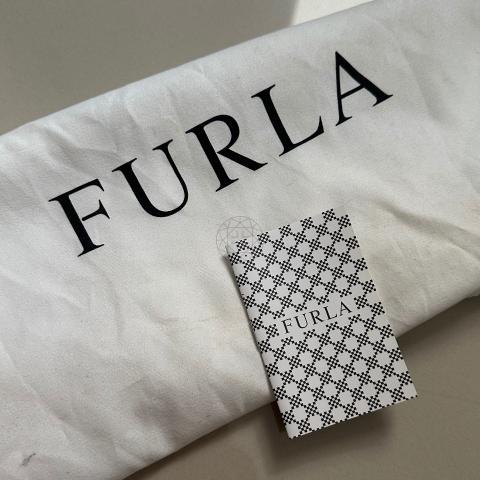 Large Product Preview Image 8