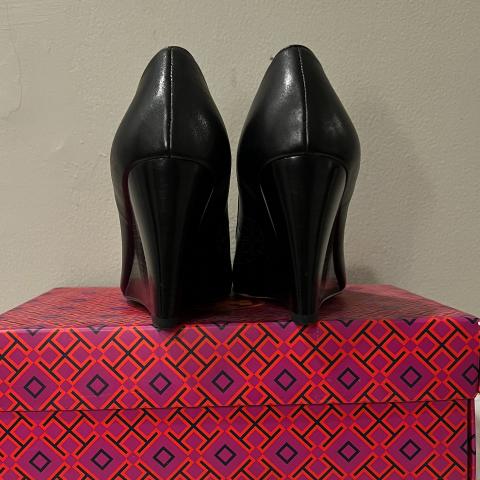 Large Product Preview Image 2