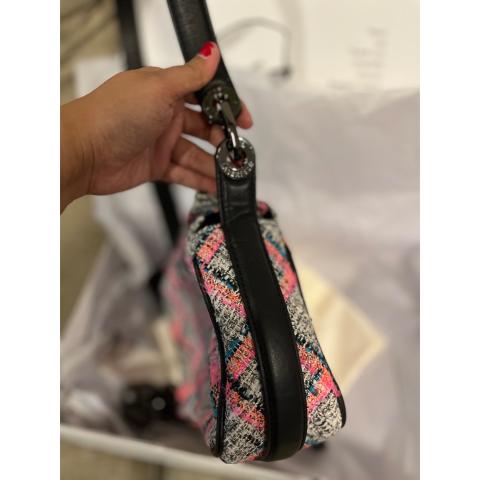 Large Product Preview Image 4