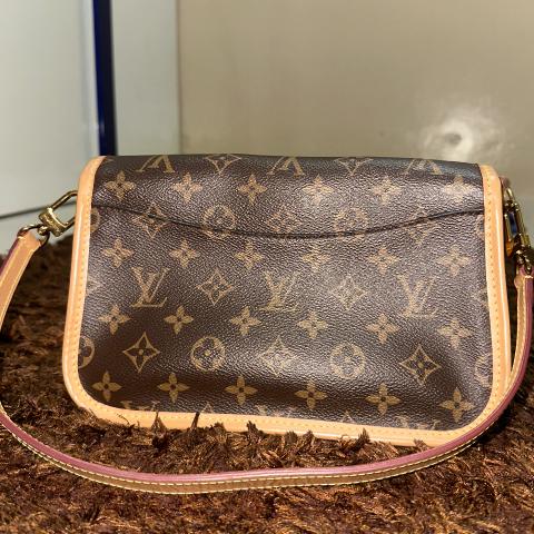 Large Product Preview Image 2