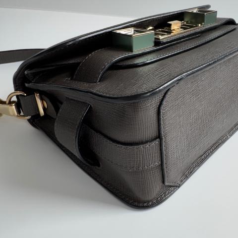Large Product Preview Image 10