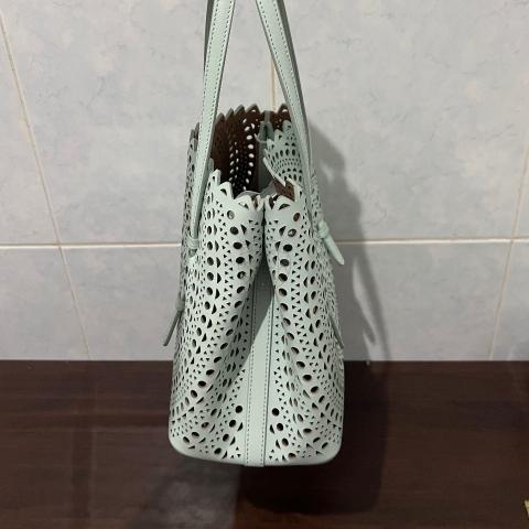 Large Product Preview Image 3