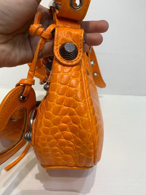 Large Product Preview Image 5