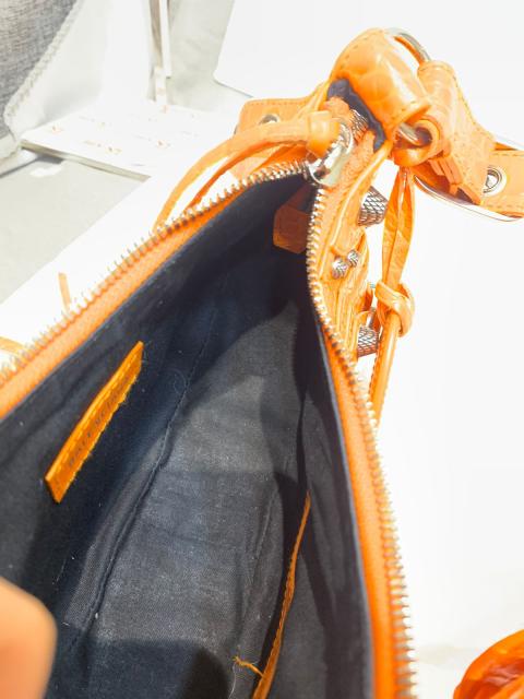 Large Product Preview Image 24