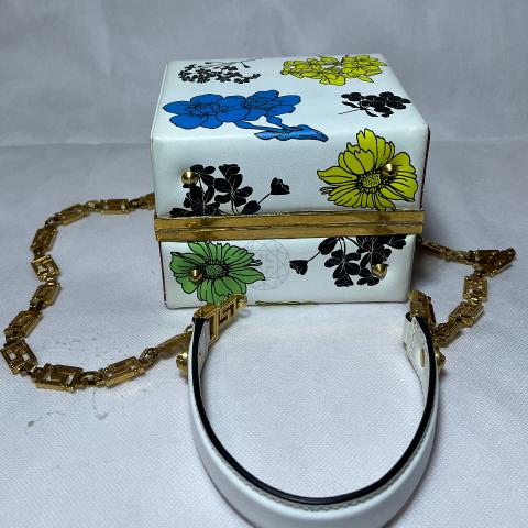 Large Product Preview Image 7
