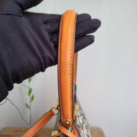 Large Product Preview Image 8
