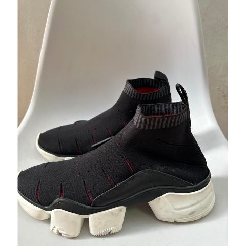 Large Product Preview Image 3