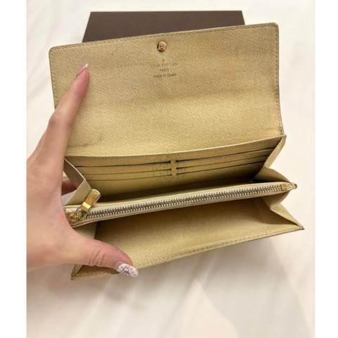 Large Product Preview Image 3