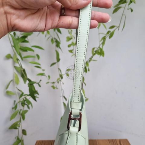 Large Product Preview Image 7