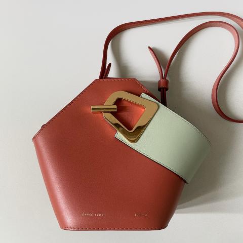 Large Product Preview Image 3