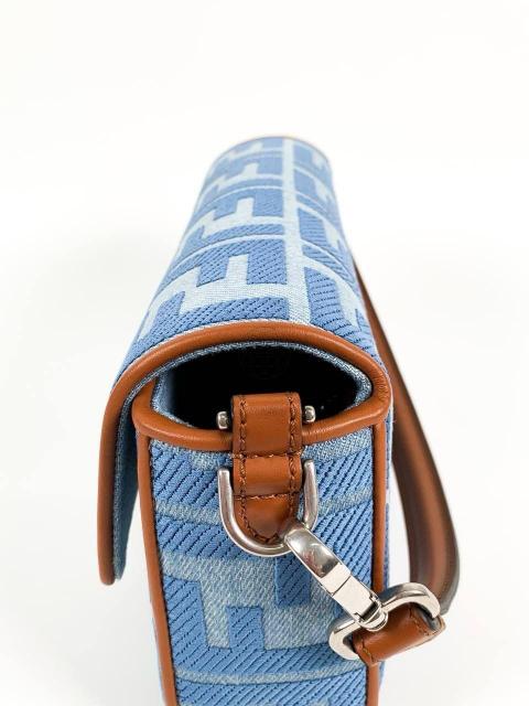 Large Product Preview Image 11
