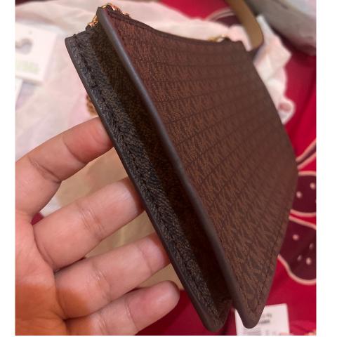 Large Product Preview Image 5