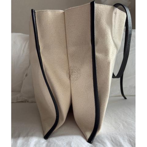 Large Product Preview Image 3