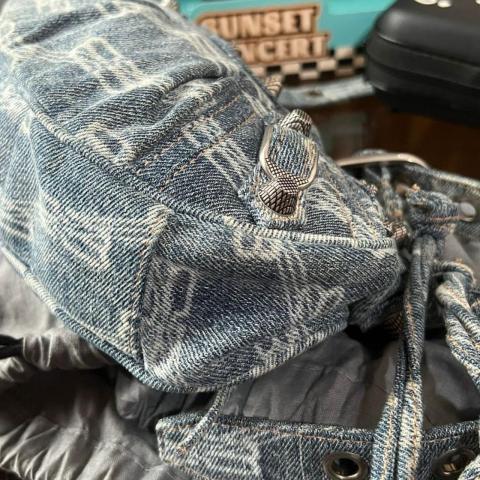 Large Product Preview Image 13