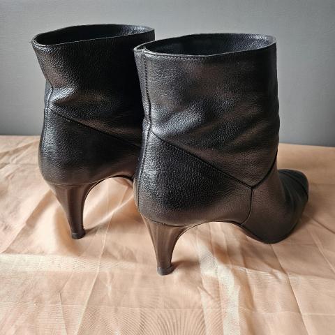 Large Product Preview Image 2
