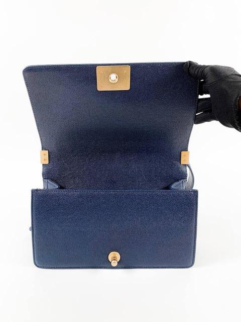 Large Product Preview Image 19
