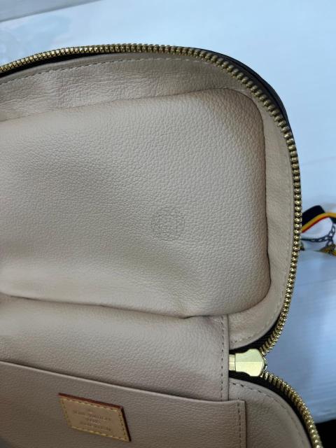 Large Product Preview Image 17