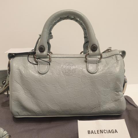 Large Product Preview Image 2