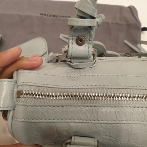 Large Product Preview Image 3