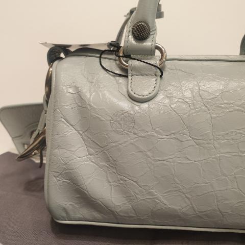 Large Product Preview Image 4