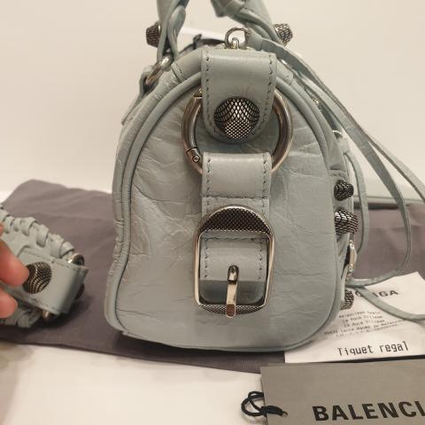 Large Product Preview Image 5