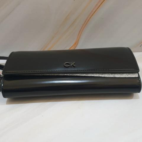 Large Product Preview Image 7