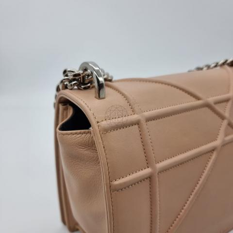 Large Product Preview Image 17