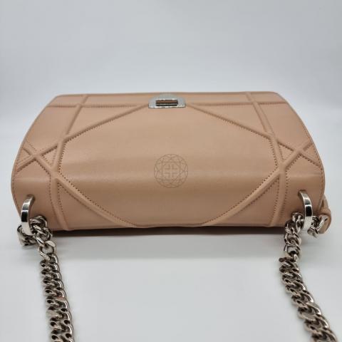 Large Product Preview Image 24