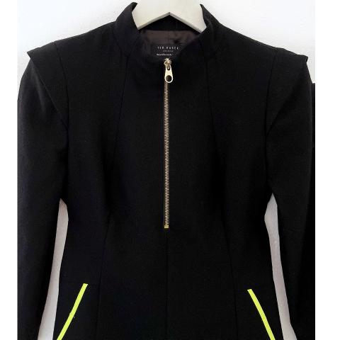 Large Product Preview Image 4