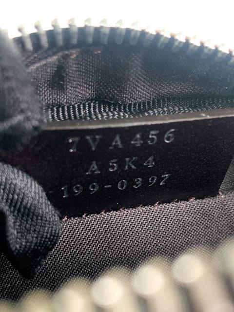Large Product Preview Image 16