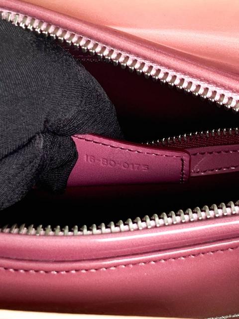 Large Product Preview Image 29