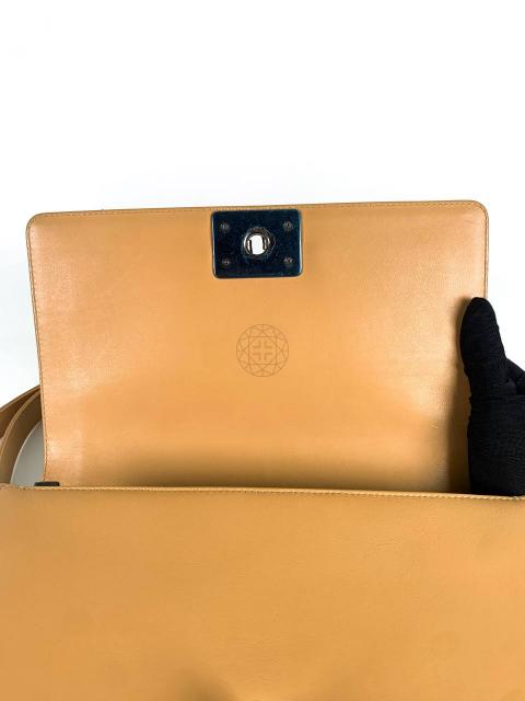 Large Product Preview Image 17