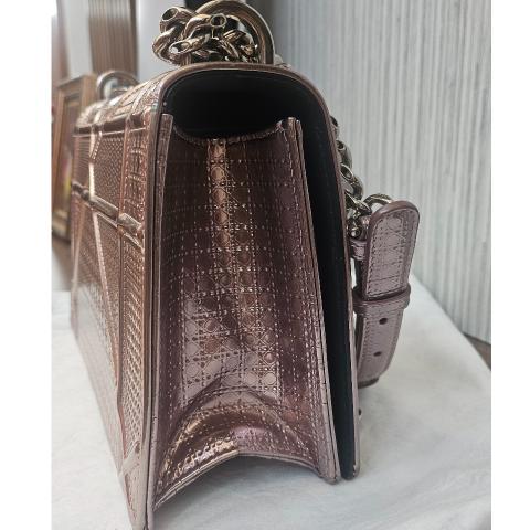 Large Product Preview Image 3