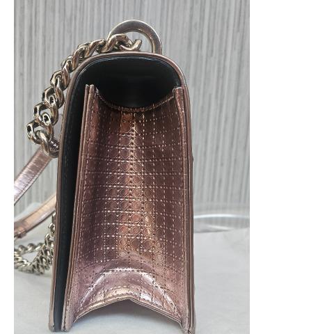 Large Product Preview Image 4