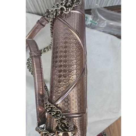 Large Product Preview Image 5