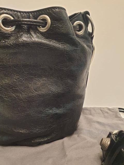 Large Product Preview Image 3