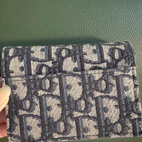 Large Product Preview Image 2