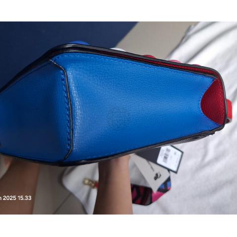 Large Product Preview Image 4