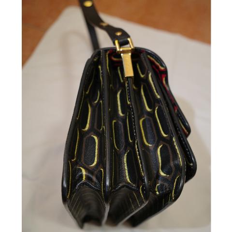 Large Product Preview Image 3