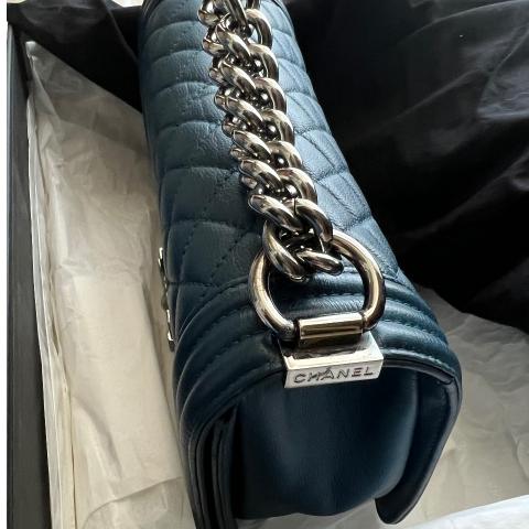 Large Product Preview Image 11